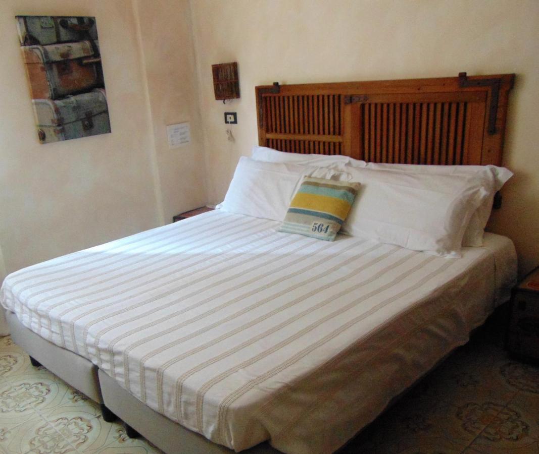 L'Antico Borgo Elena Noli Hotell Exteriör bild